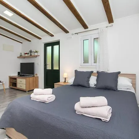 Apartment Sweet With Terrace *